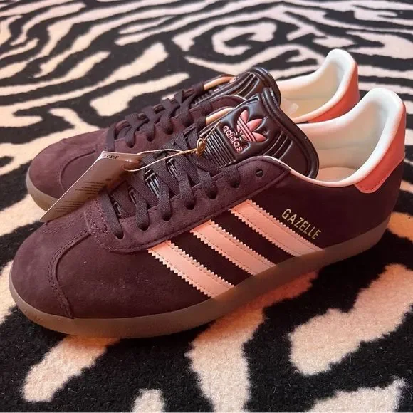NWT Adidas Gazelle W Originals Sneakers Shadow Brown Cream Gum Size Women 6.5 - Picture 8 of 14